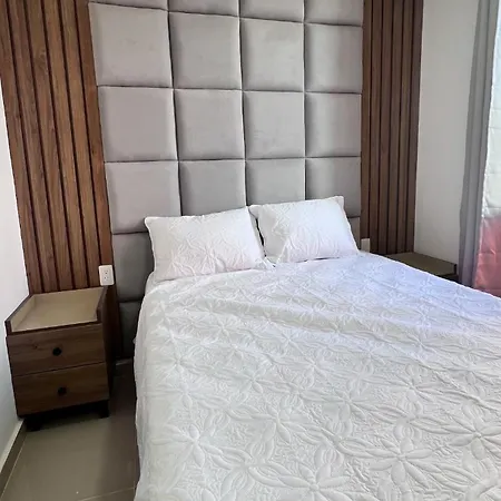 Litsa Apartamento *